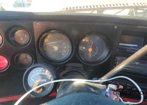 1973 Chevrolet C10 z USA, uszkodzony, nr VIN CCY143A106224